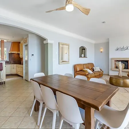 Le Manon, Vue Imprenable Sur La Baie Du Lavandou 公寓 *