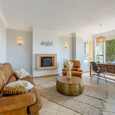 Le Manon, Vue Imprenable Sur La Baie Du Lavandou Le Lavandou