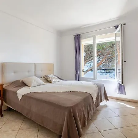 Appartement Le Manon, Vue Imprenable Sur La Baie Du Lavandou *
