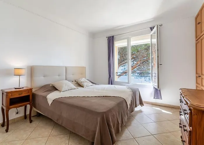 Apartamento Le Manon, Vue Imprenable Sur La Baie Du Lavandou *